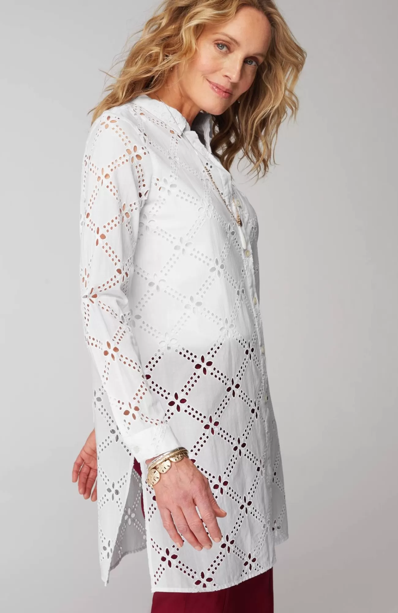 long_eyelet_tunic_5-1.webp J.Jill Long Eyelet Tunic White Online