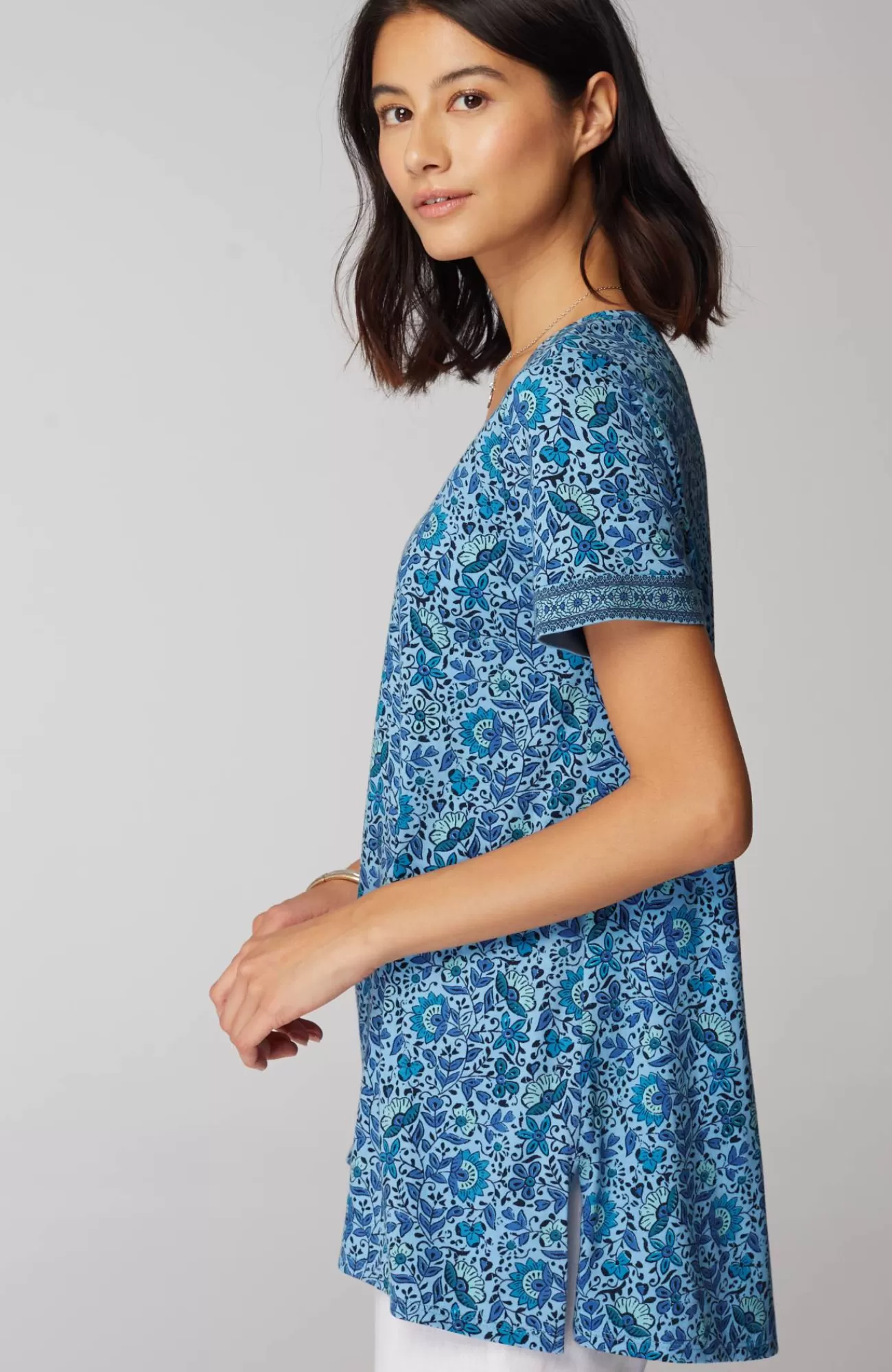 pure_jill_sideslit_elliptical_tee_48-1.webp J.Jill Pure Jill Side-Slit Elliptical Tee Sale