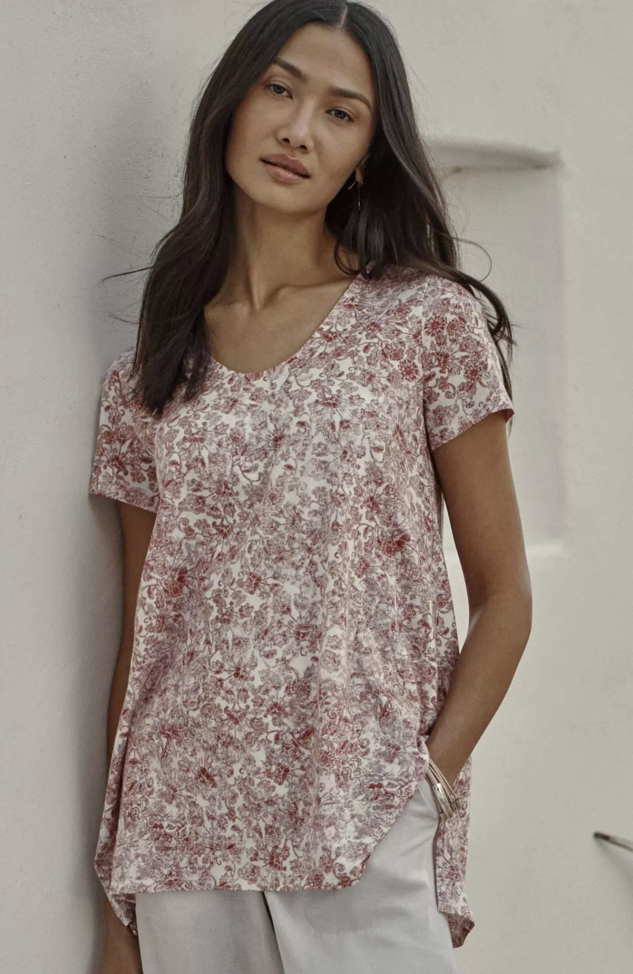 pure_jill_sideslit_elliptical_tee_55-1.webp J.Jill Pure Jill Side-Slit Elliptical Tee Sale