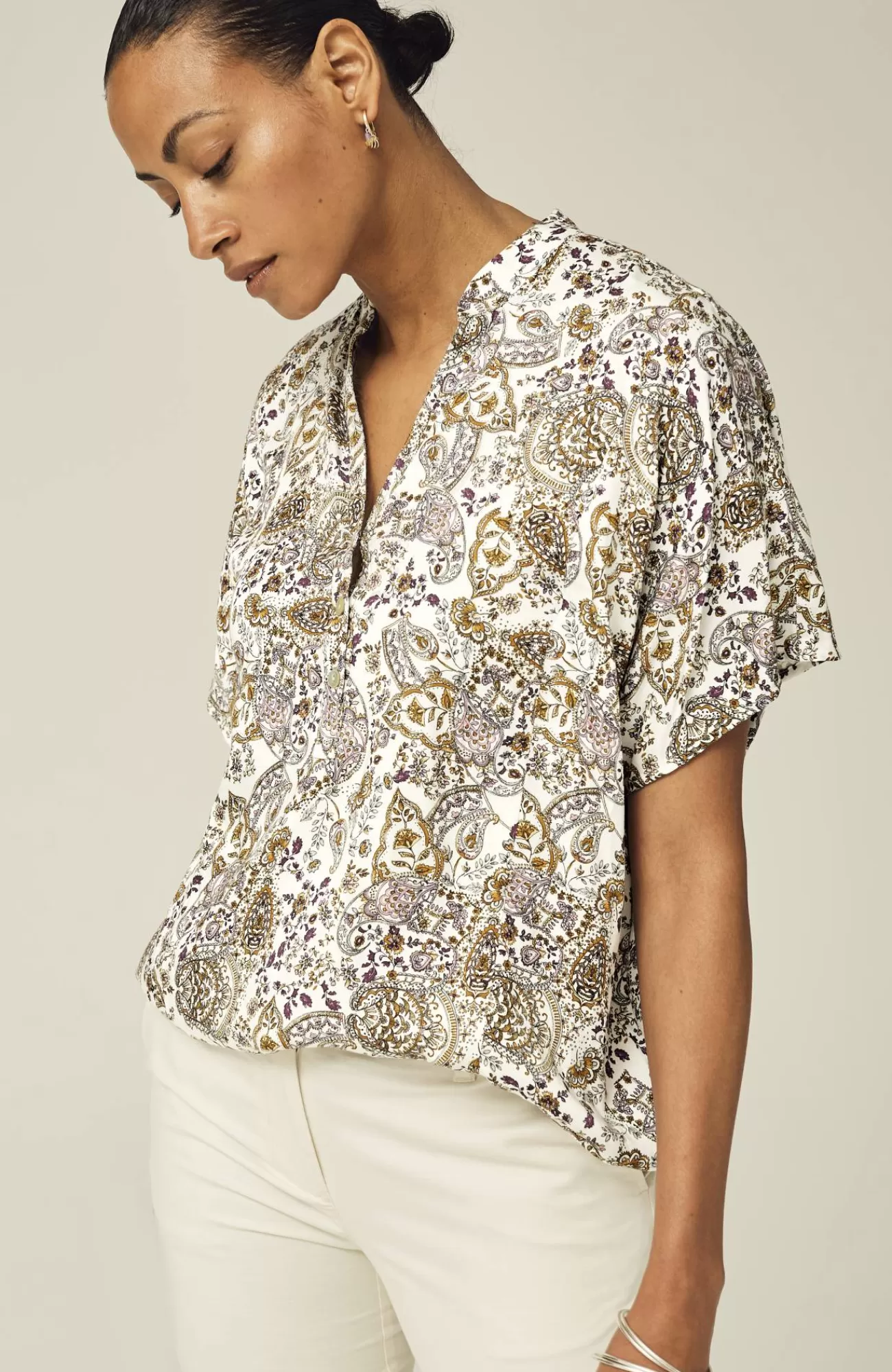 relaxed_printed_satin_top_2-1.webp J.Jill Relaxed Printed Satin Top Porcelain Paisley Lace Discount