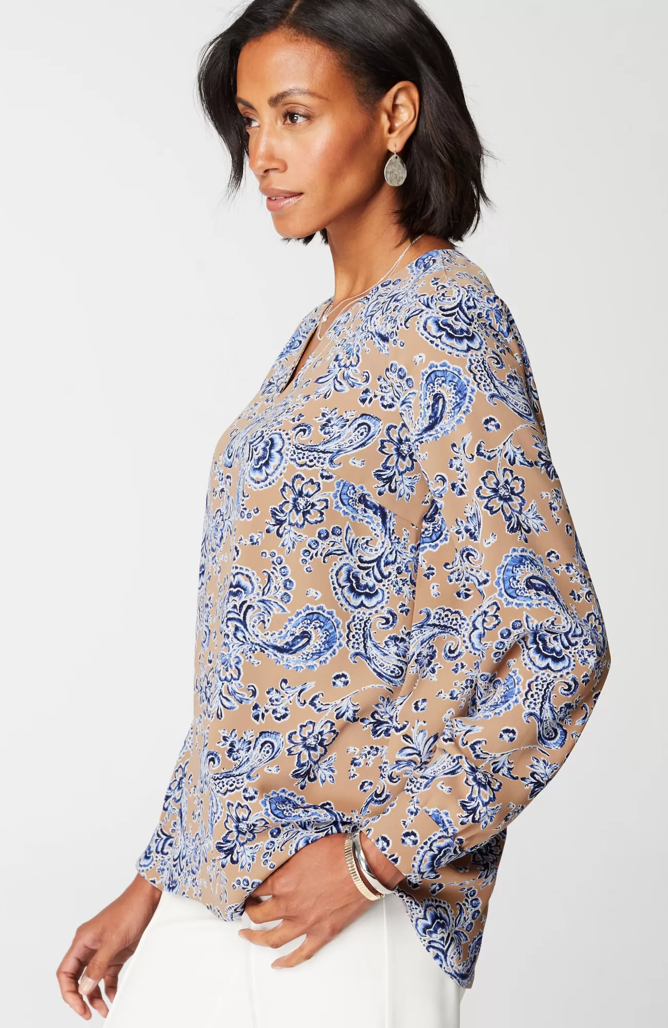 wearever_easycare_splitneck_popover_3-1.webp J.Jill Wearever Easy-Care Split-Neck Popover Light Toffee Stitched Paisley Best